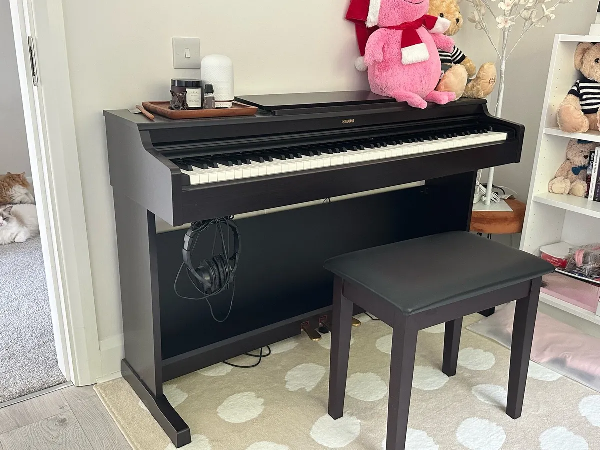 Yamaha YDP-164 Digital Piano–Excellent Condition - Image 1