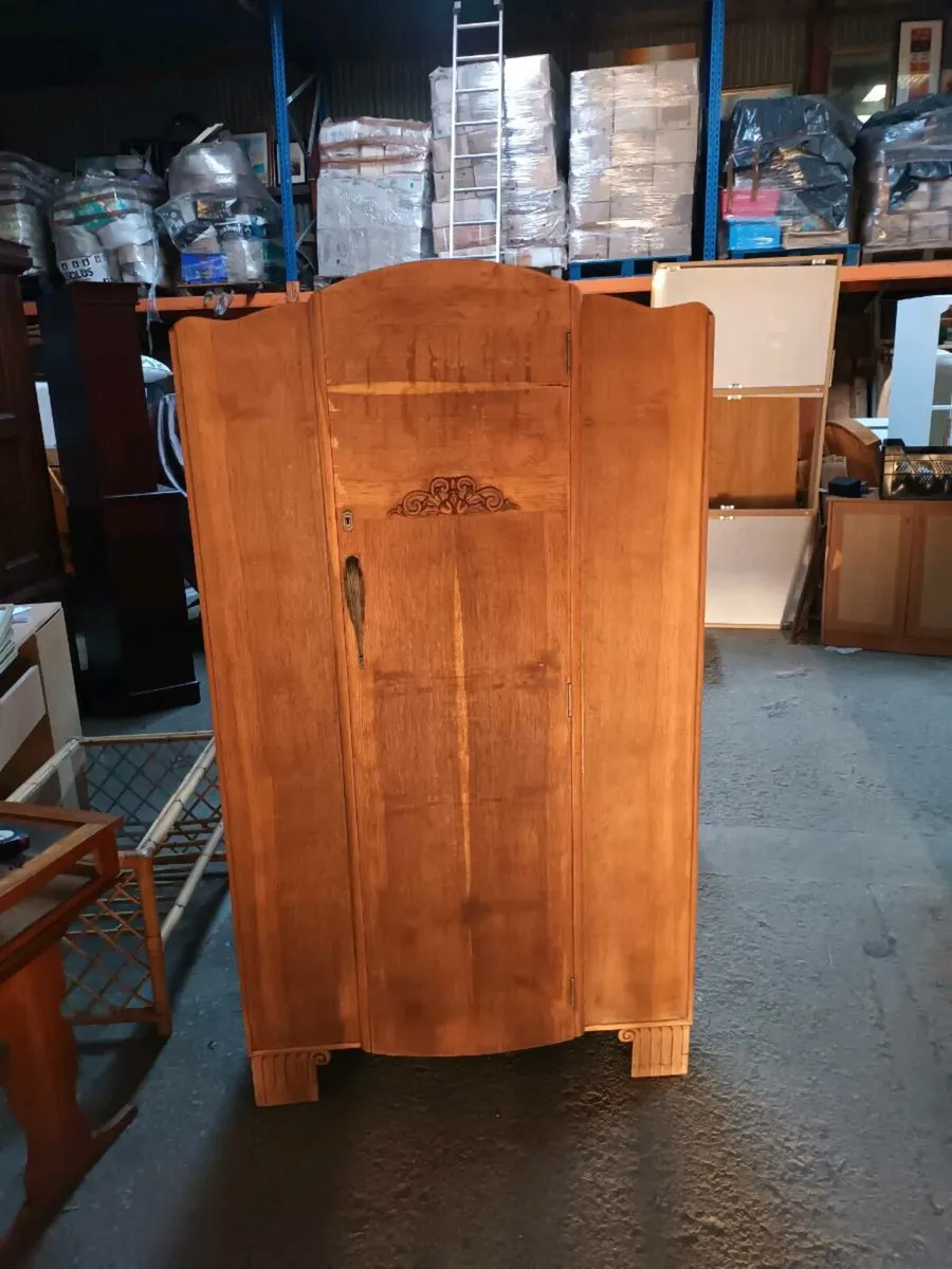 Vintage Wardrobe