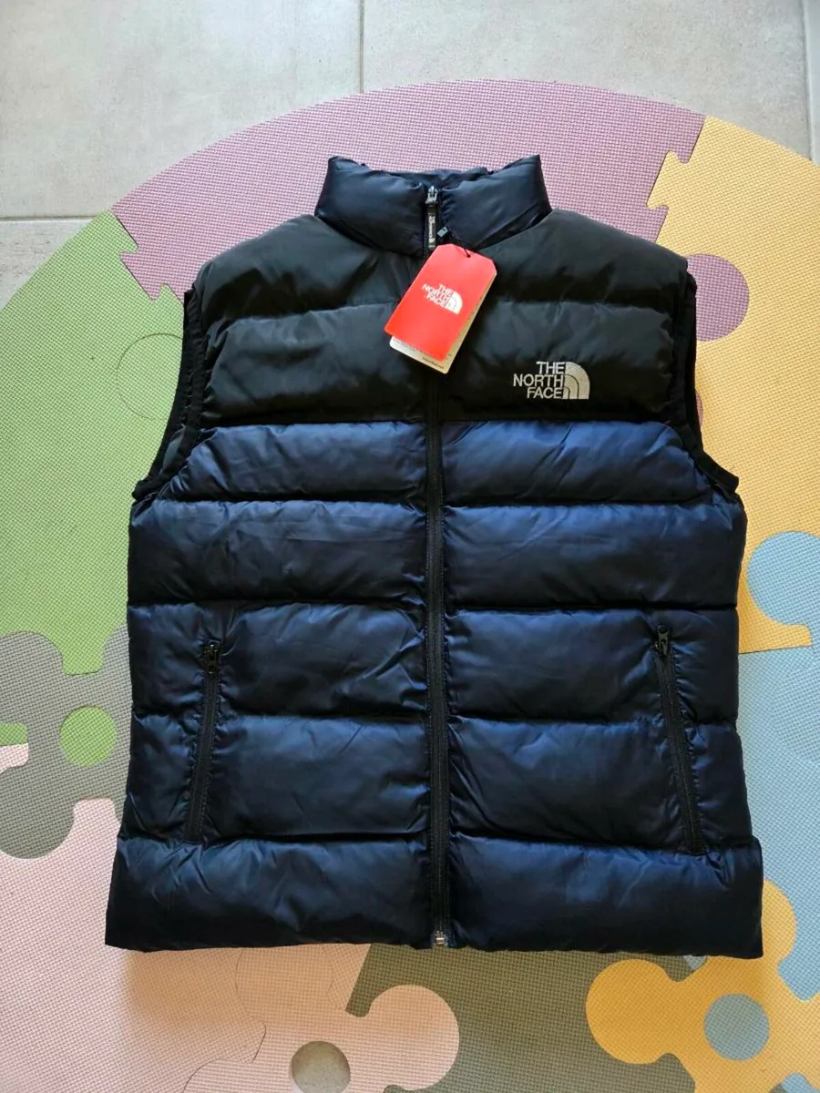 Large, With Tags Mens The North Face Gillet - Image 1