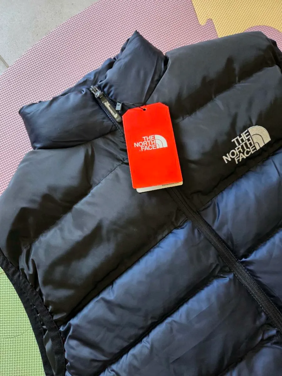 Large, With Tags Mens The North Face Gillet - Image 3