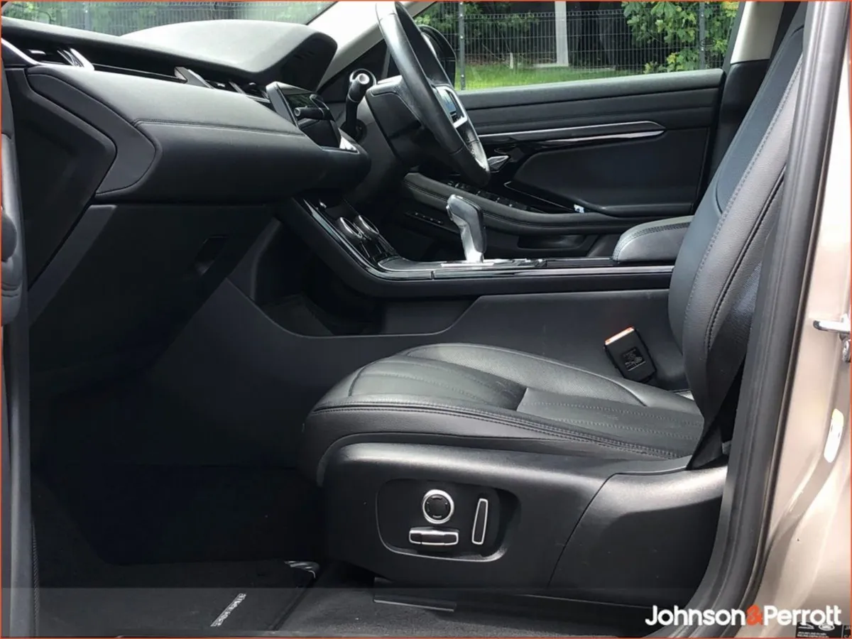 Land Rover Range Rover Evoque 1.5 Phev AWD SE - Image 3