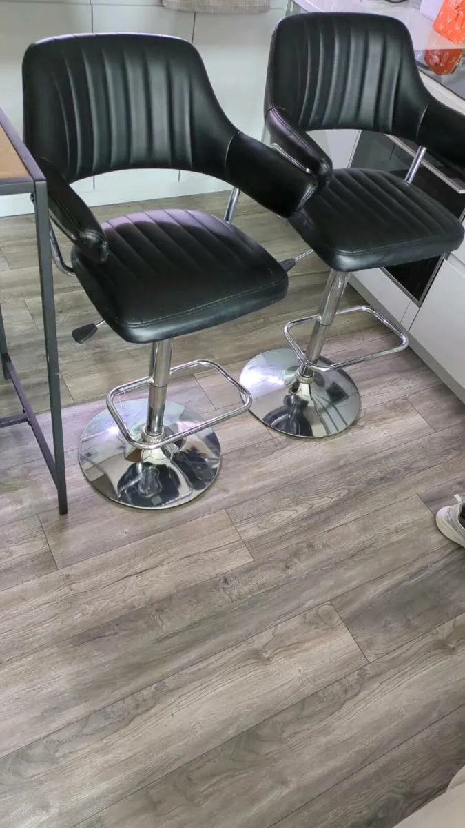 Kitchen stools