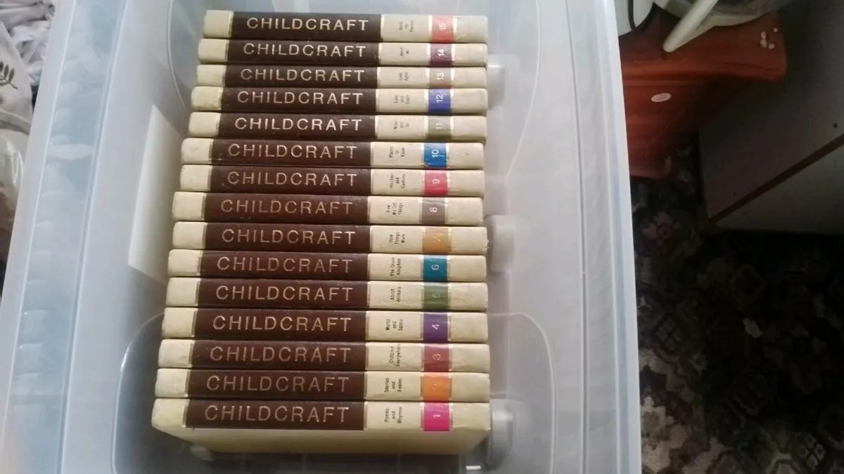 Child craft  books - Image 1
