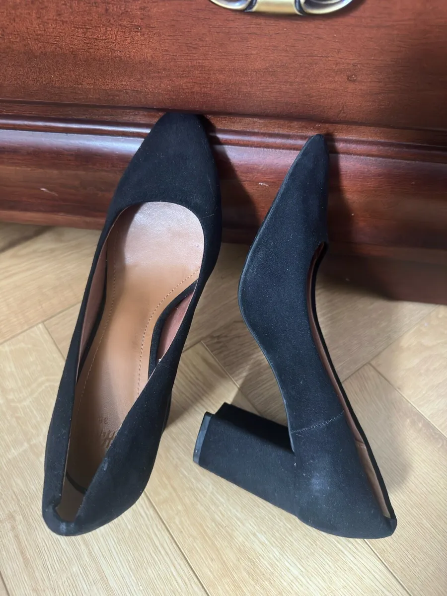H&M Black Shoes – Size 38 - Image 1