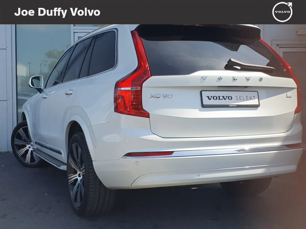 Volvo XC90 T8 Phev 455hp Plus (bright Theme) - Image 3