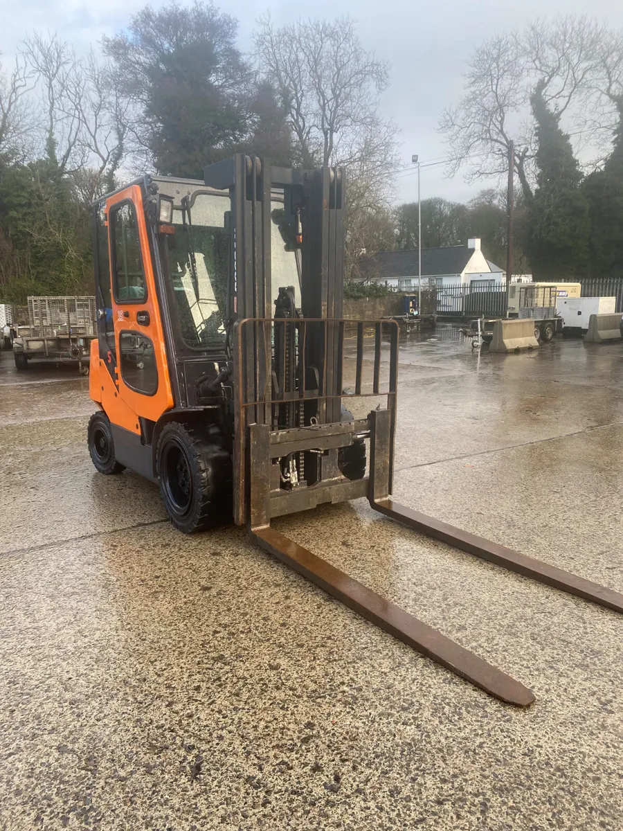 2017 DOOSAN G35C-5 3.5T GAS FORKLIFT - Image 1