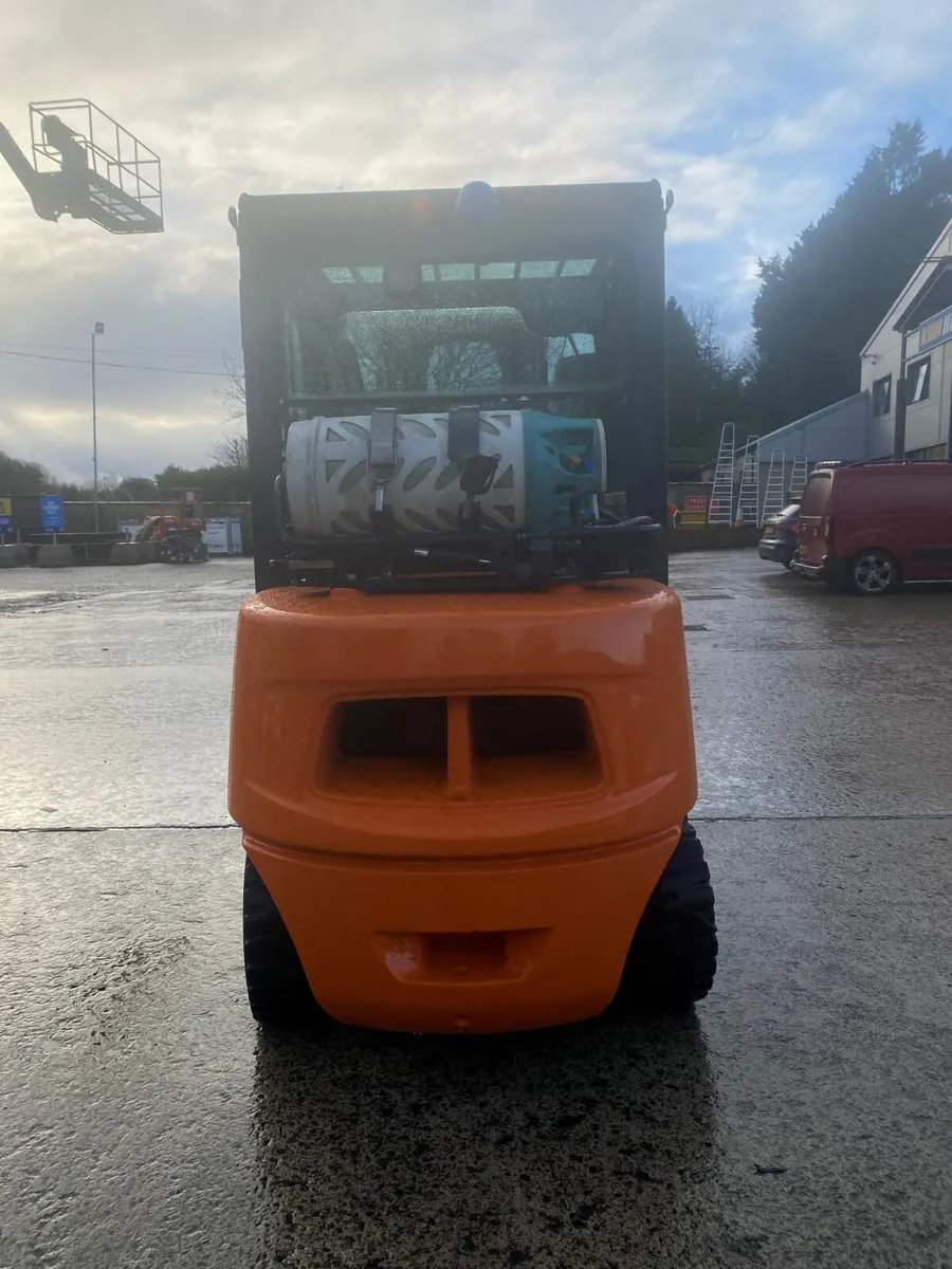 2017 DOOSAN G35C-5 3.5T GAS FORKLIFT - Image 4