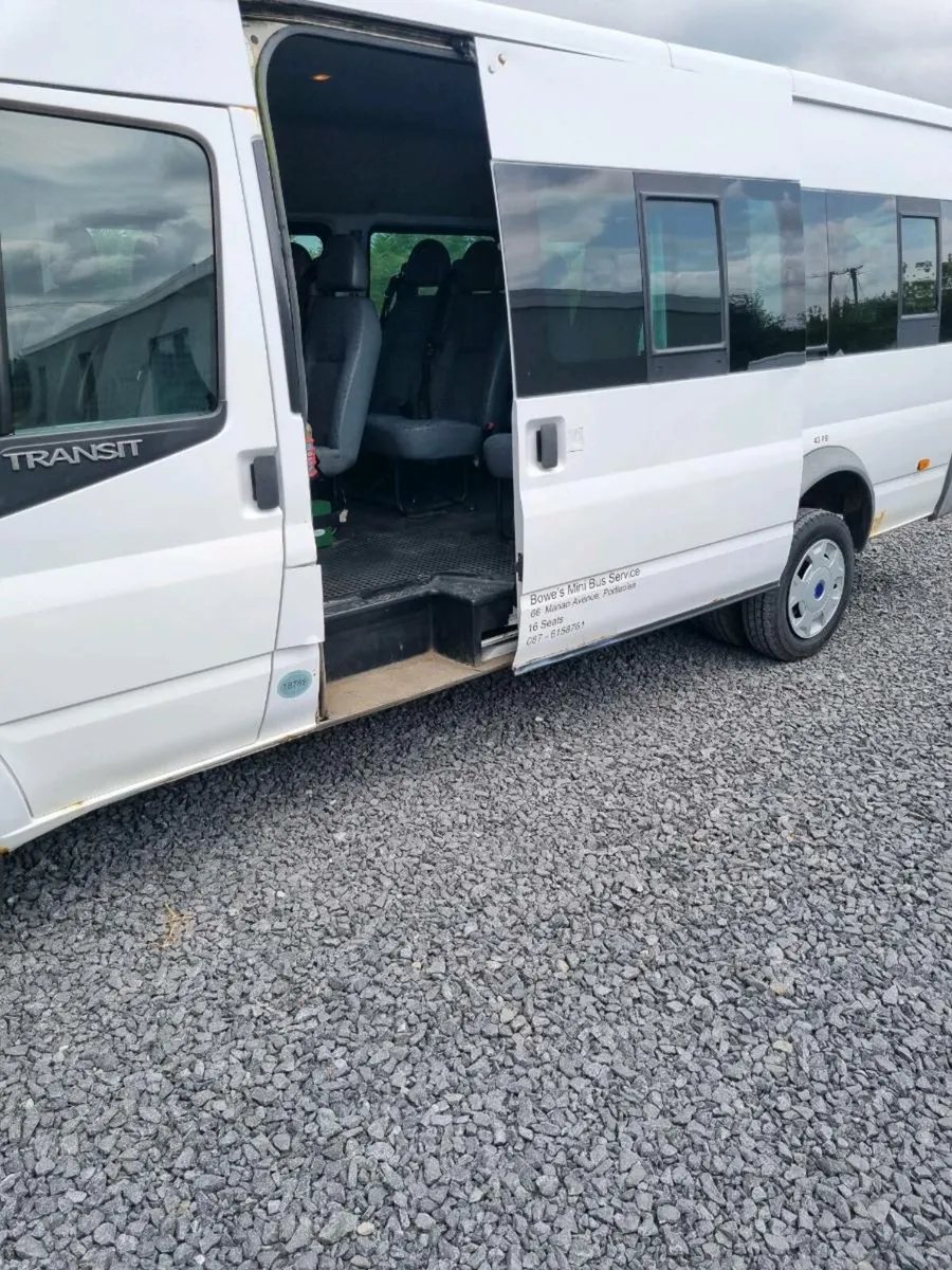 Ford Transit bus - Image 4