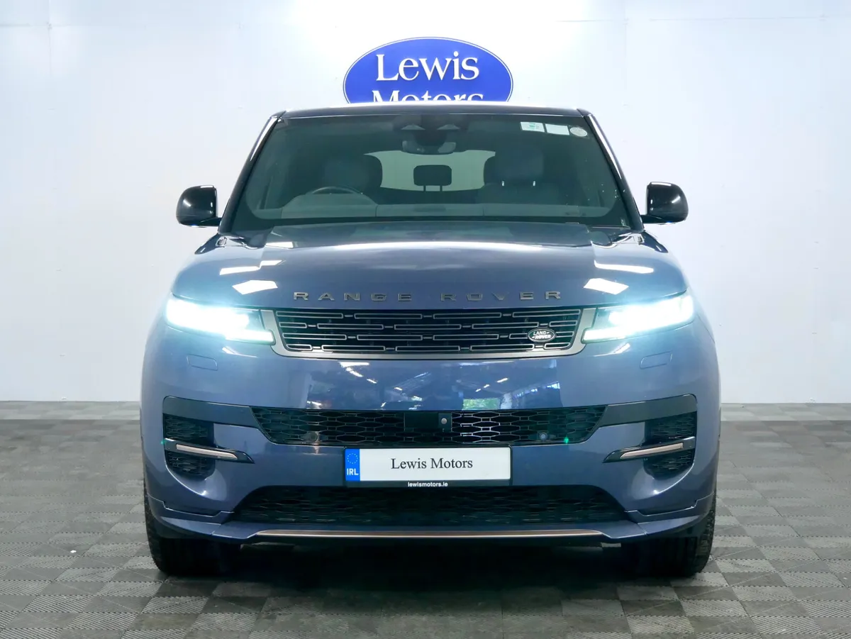 2022 Range Rover Sport Dynamic SE P440e - Image 3