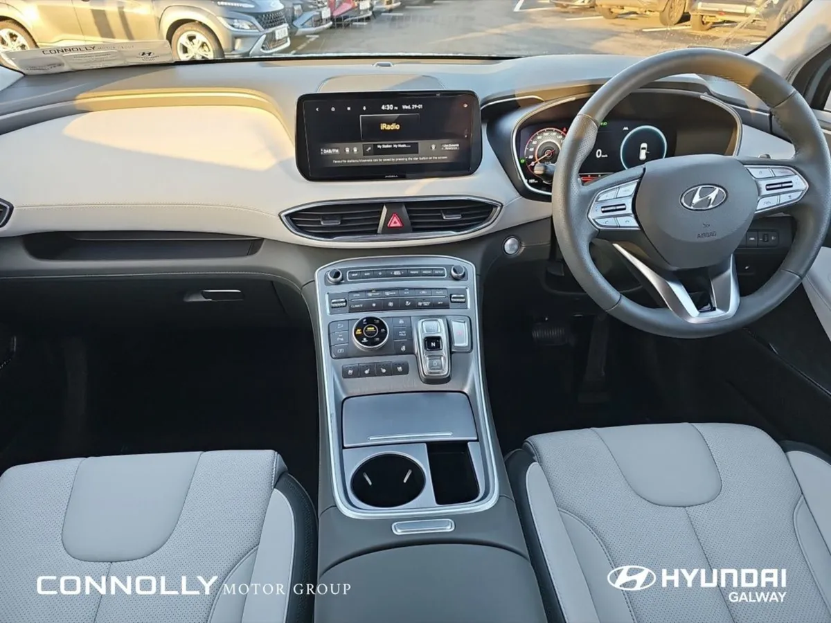 Hyundai Santa Fe Sale 1.6 Phev 4WD Executive Plus - Image 4