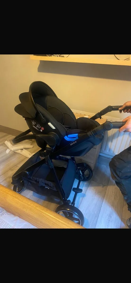 Travel system - Image 2