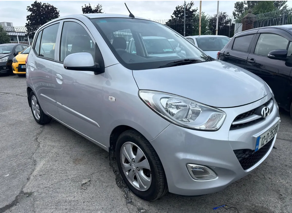 Hyundai i10 2012 Auto /57k km/New Nct/warranty - Image 1