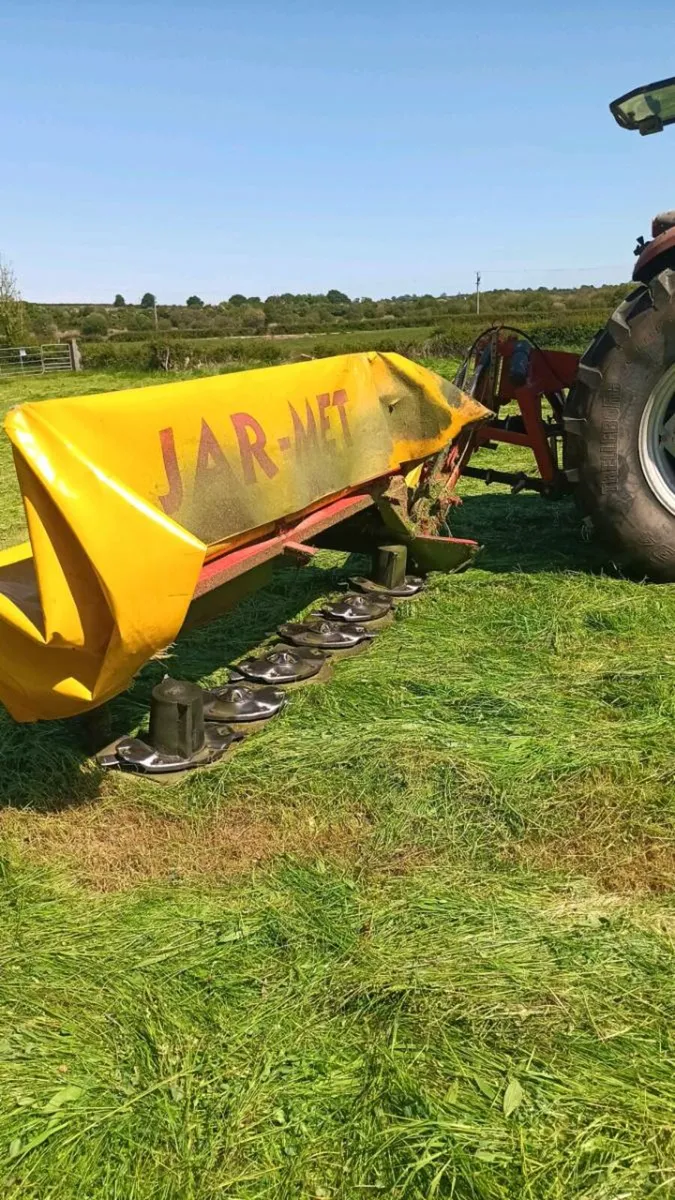 Jarmet Mower like New - Image 1