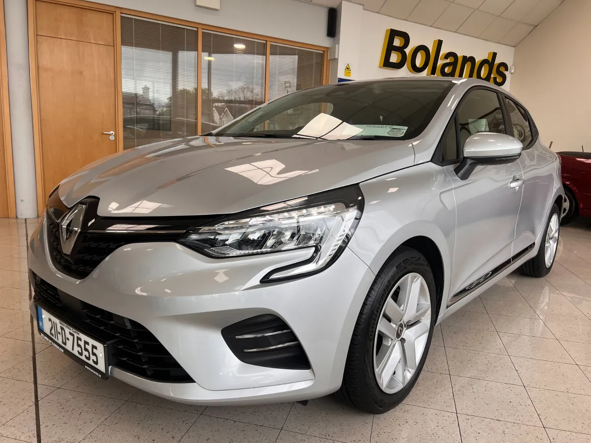 **ONLY 8,000Kms** DYNAMIQUE TCE 100 **One Owner/Ul - Image 1
