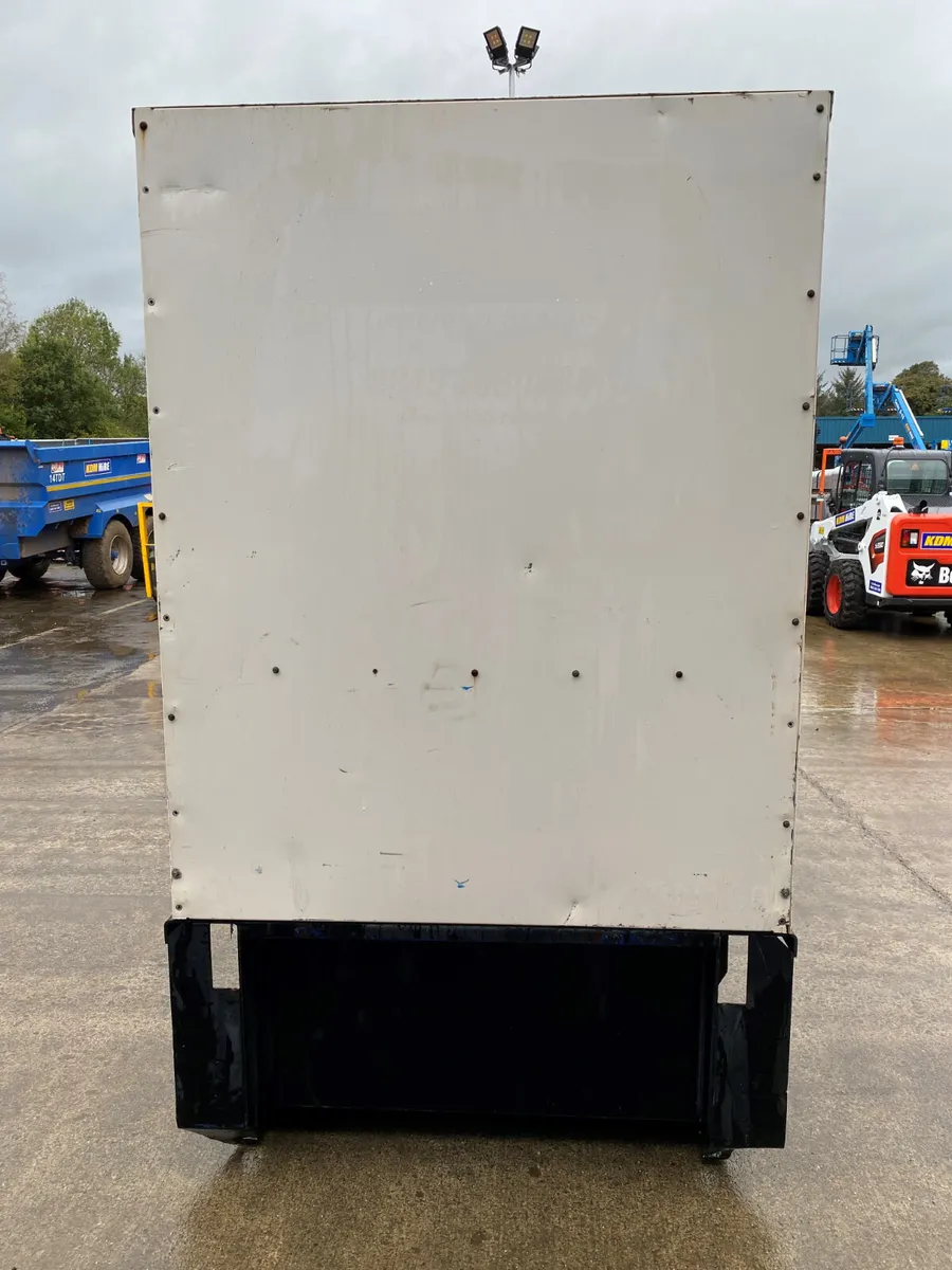 2010 FG WILSON XD250P2 250KVA SILENCED GENERATOR - Image 3