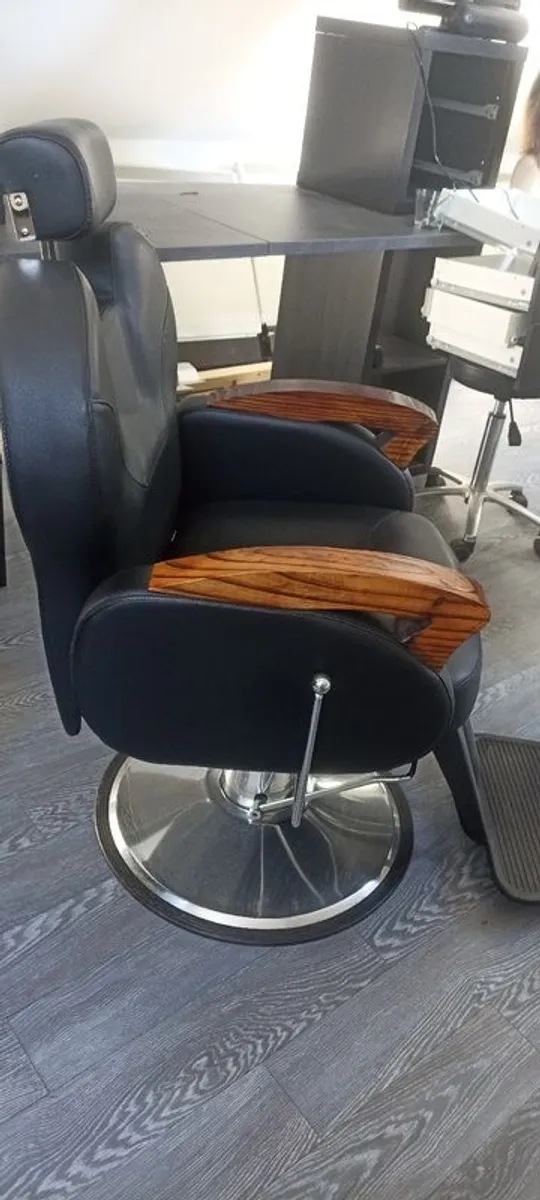 Barber Chairs - Image 3