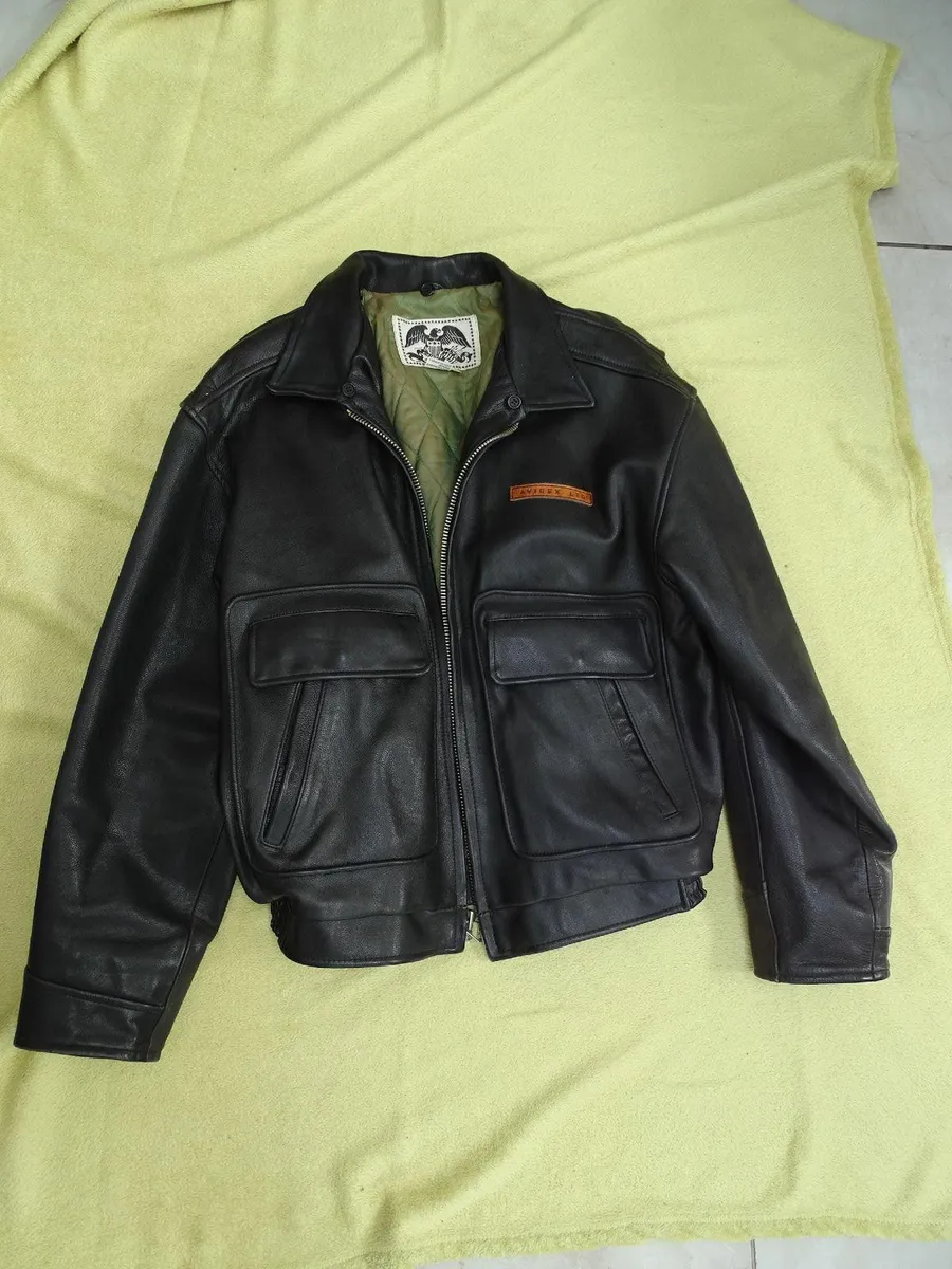 Avirex leather Jacket size L - Image 1