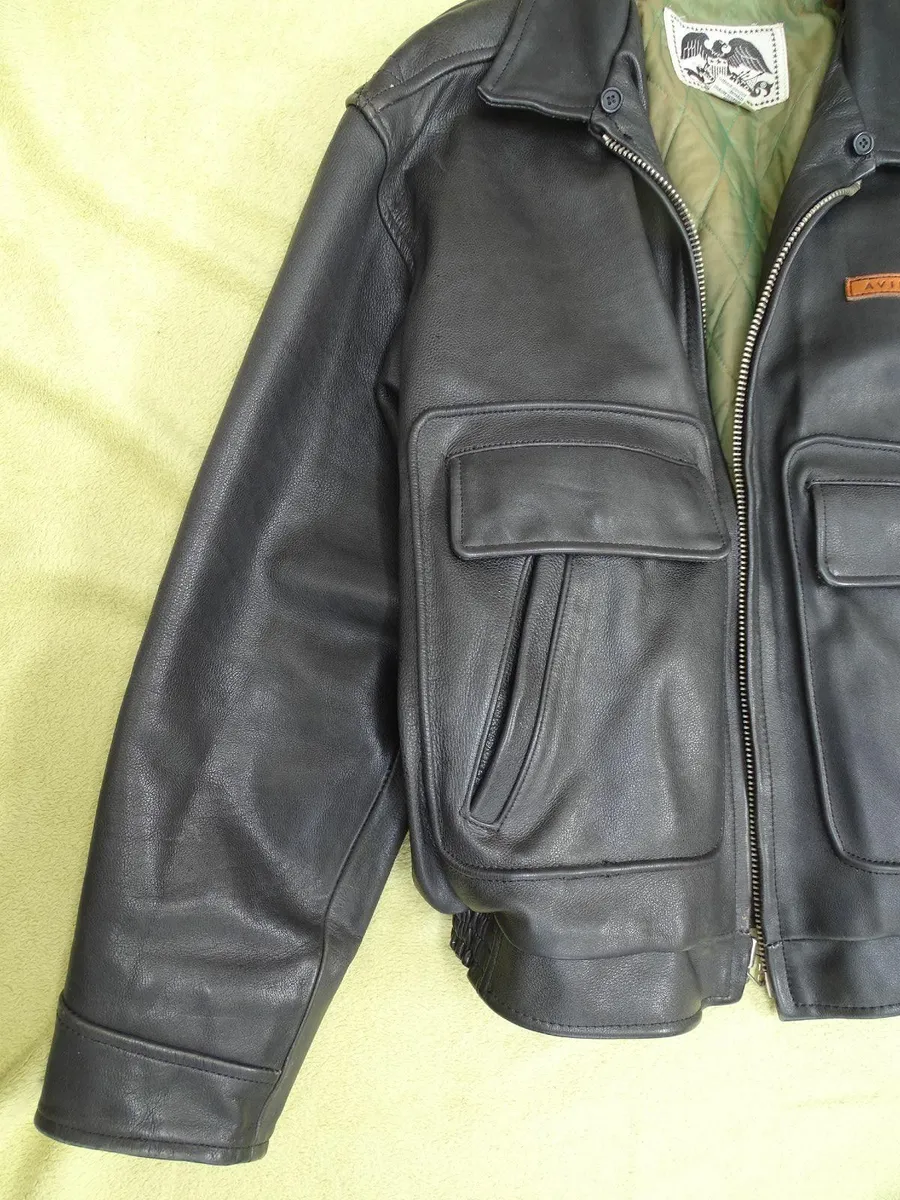 Avirex leather Jacket size L - Image 2