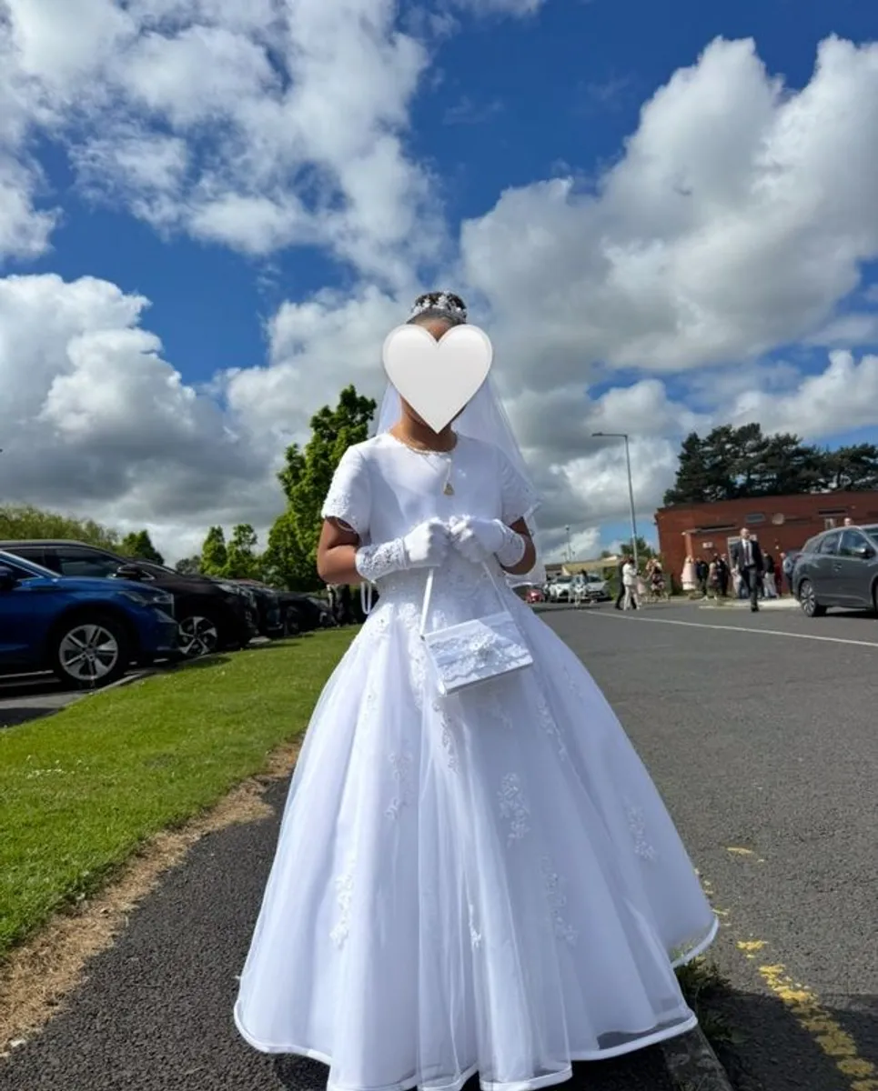 Communion dress - Image 3