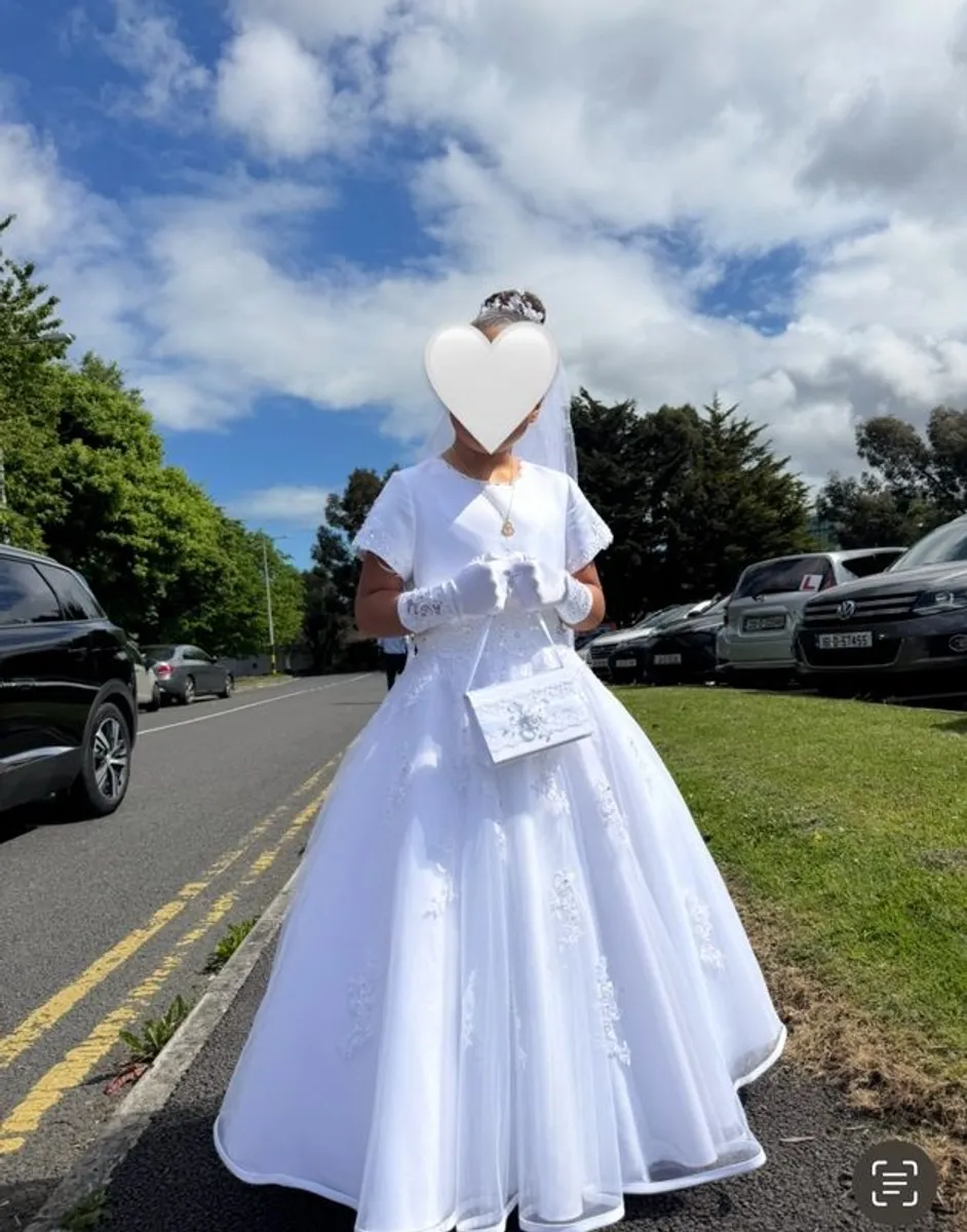 Communion dress - Image 4