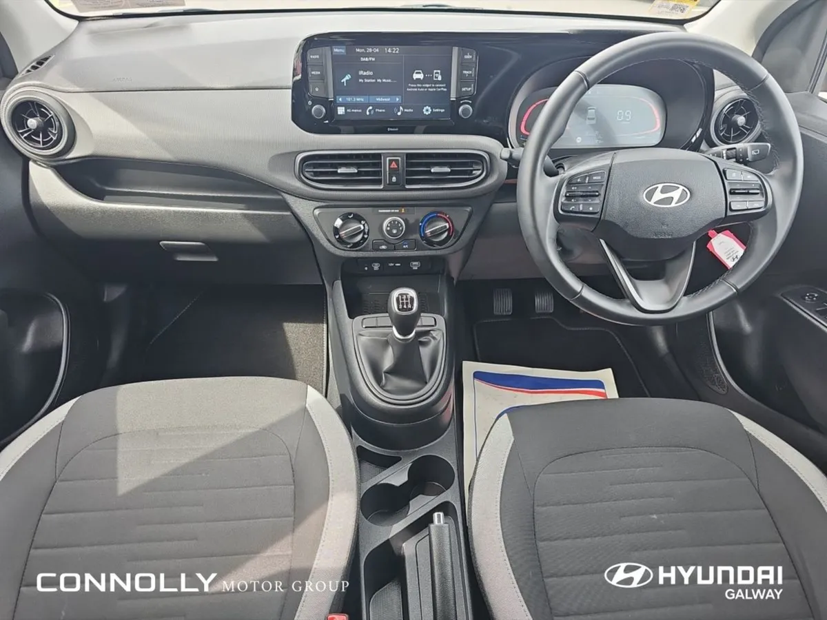 Hyundai i10 Sale Deluxe Plus Two Tone Roof - Image 4