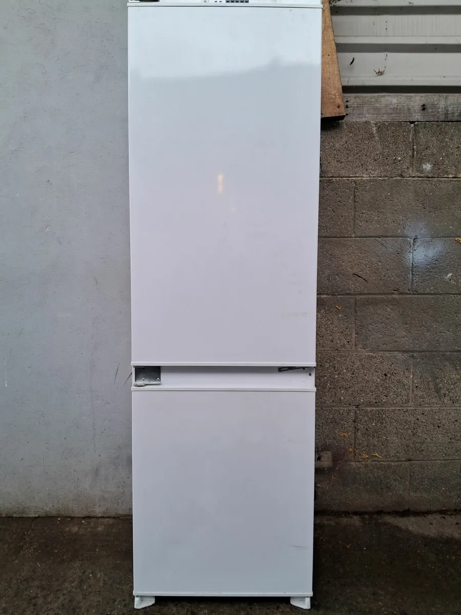 FRIDGE AND FREEZER - Image 4