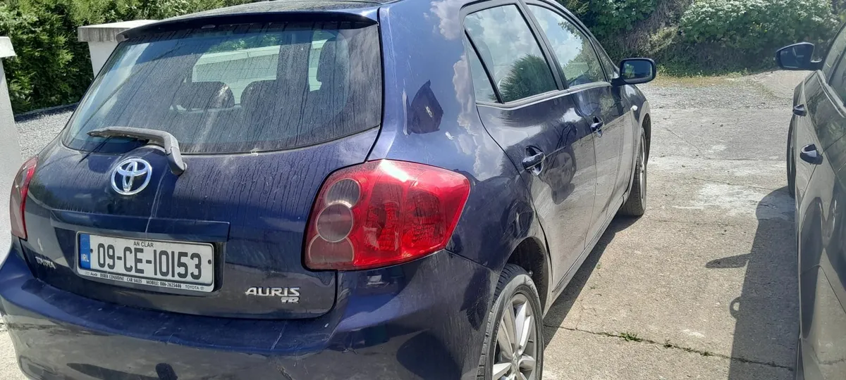Toyota Auris 2009 - Image 3