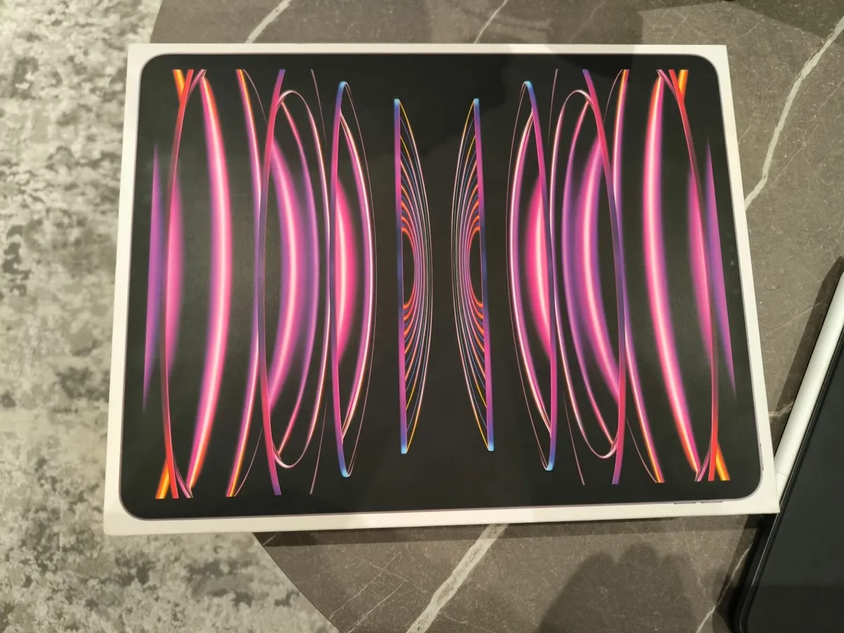 Brand New iPad Pro 12.9" (6th Gen, 128GB) + Apple - Image 4
