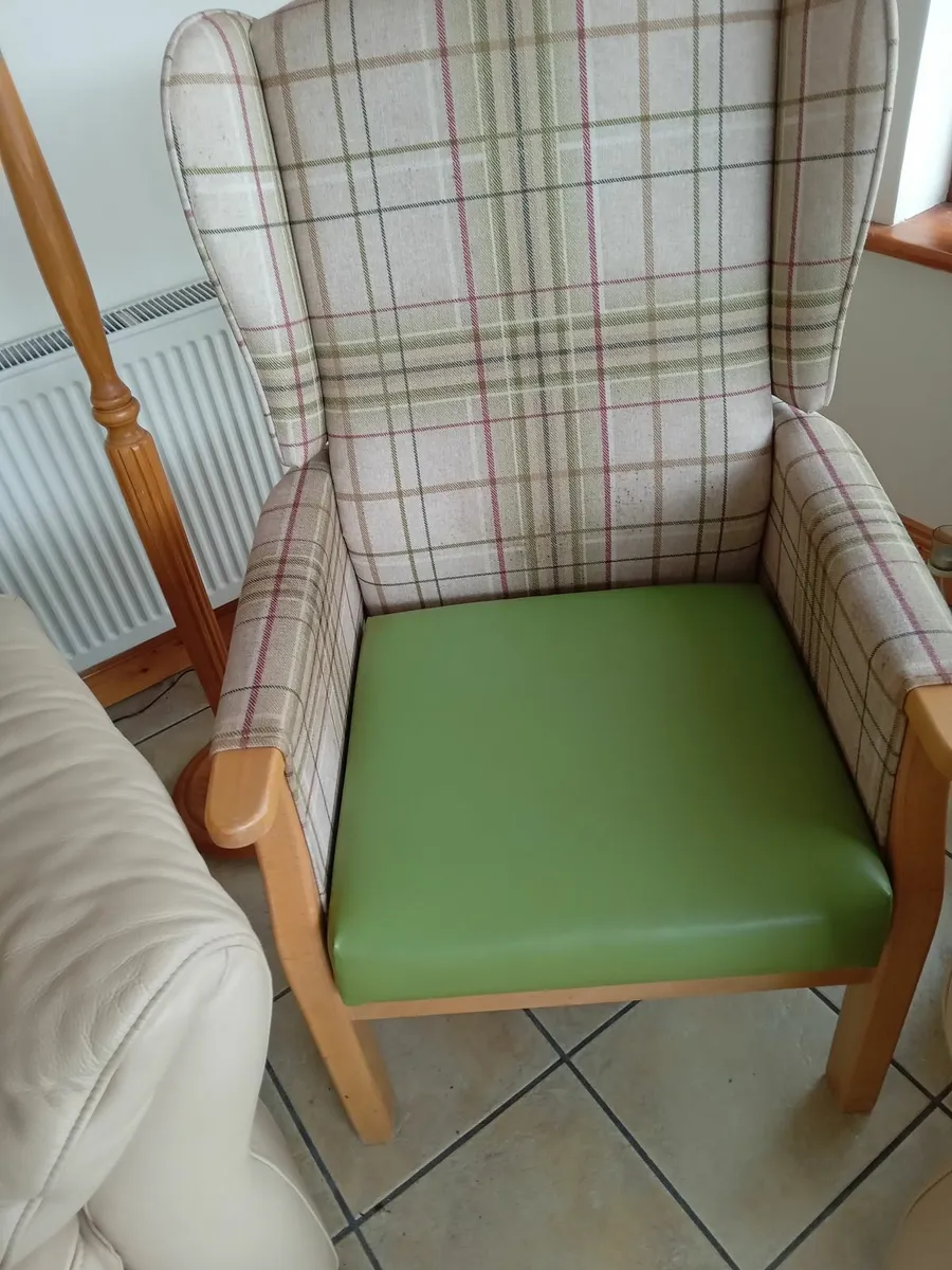 Chair - Image 3