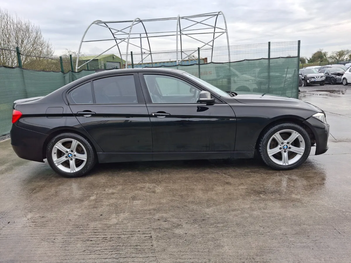 2012 BMW 316  2.0 Diesel - Image 3