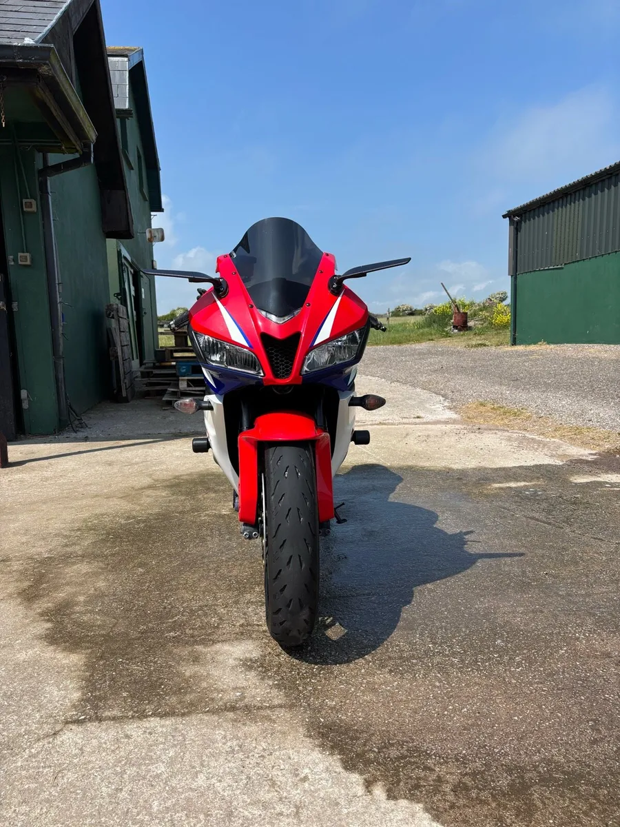 2010 Honda CBR600RR - Image 3