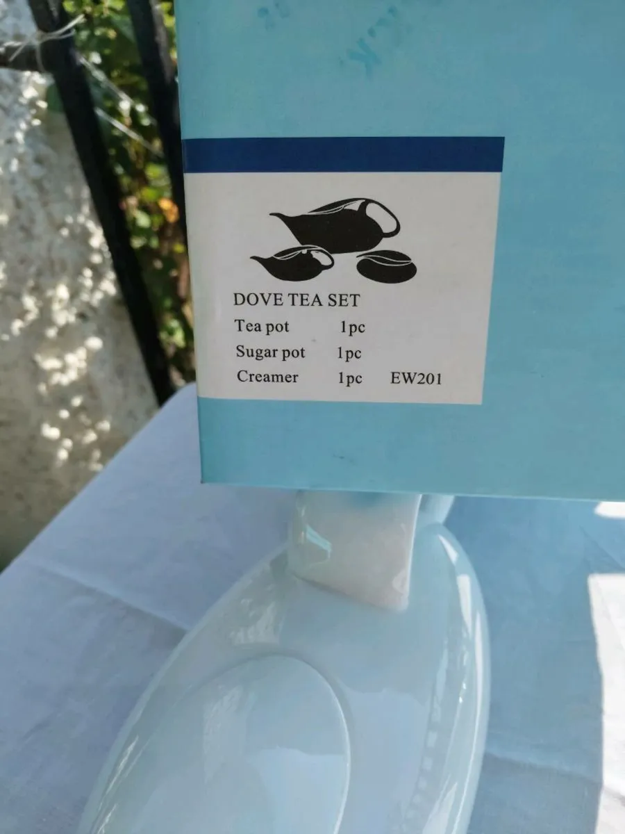 'DOVE'Tea Set - Image 1