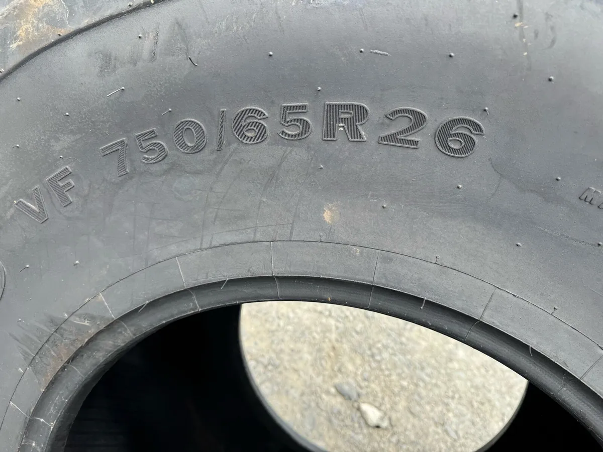750/65 R26 Alliance Tyres - Image 2
