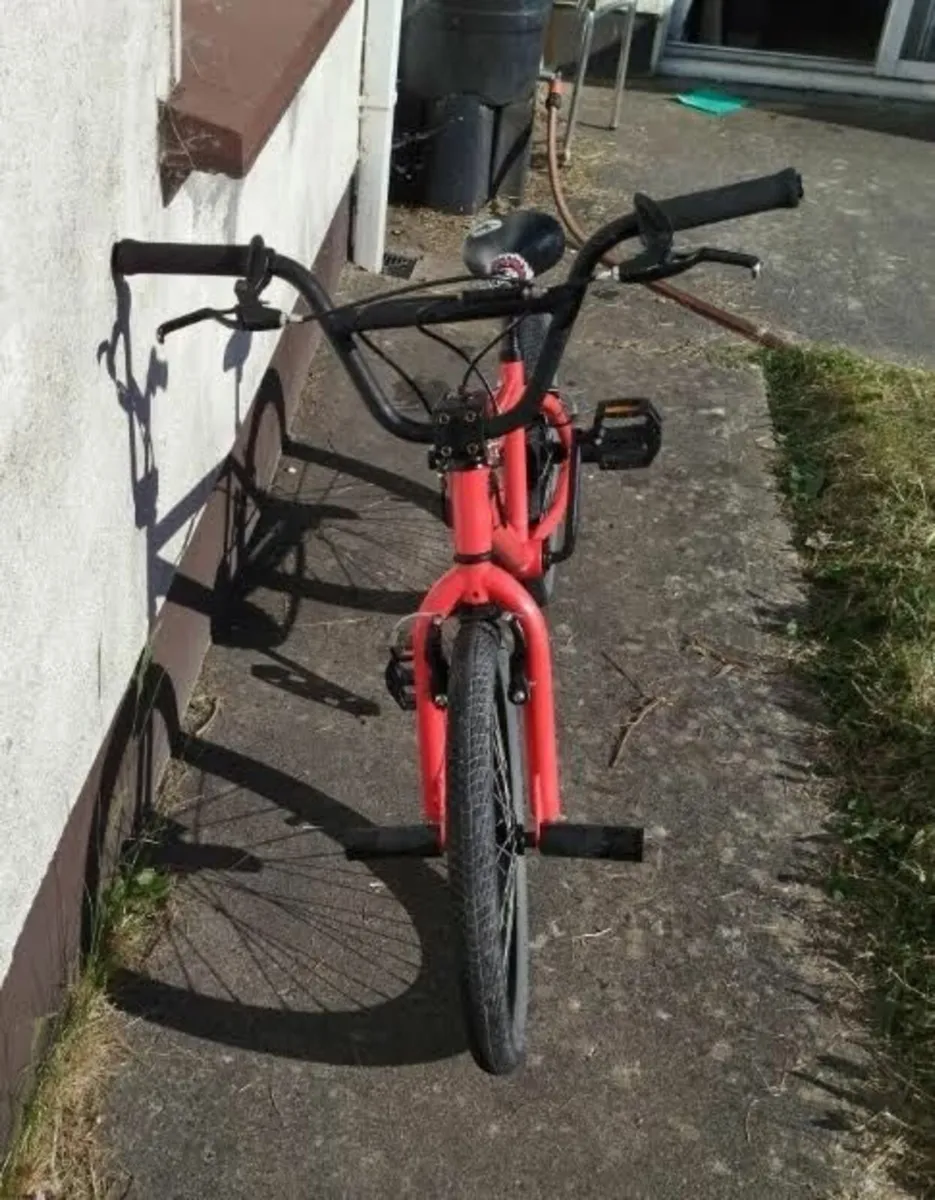 BMX bike Red Black Pegs Gyro For Sale - Image 4