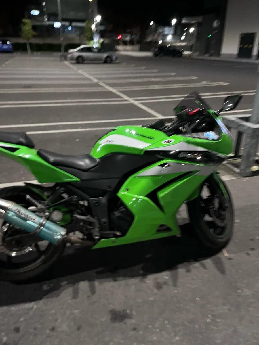 Kawasaki Ninja 250R - Image 4