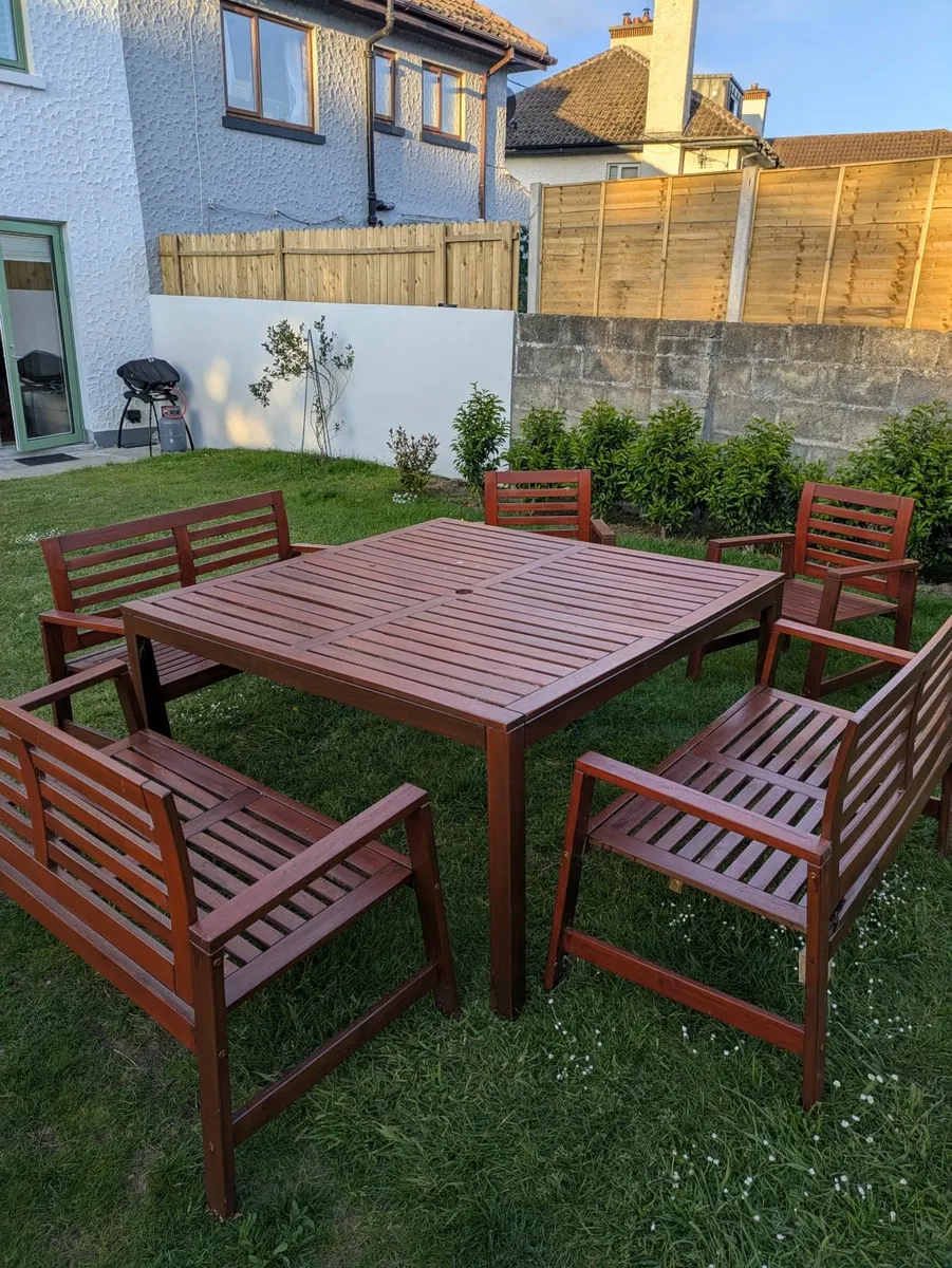Outdoor Furniture Set - Image 1