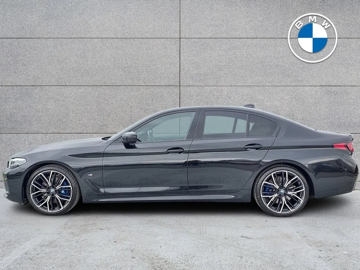 BMW 5 Series 520d M Sport Saloon LCI - Image 4