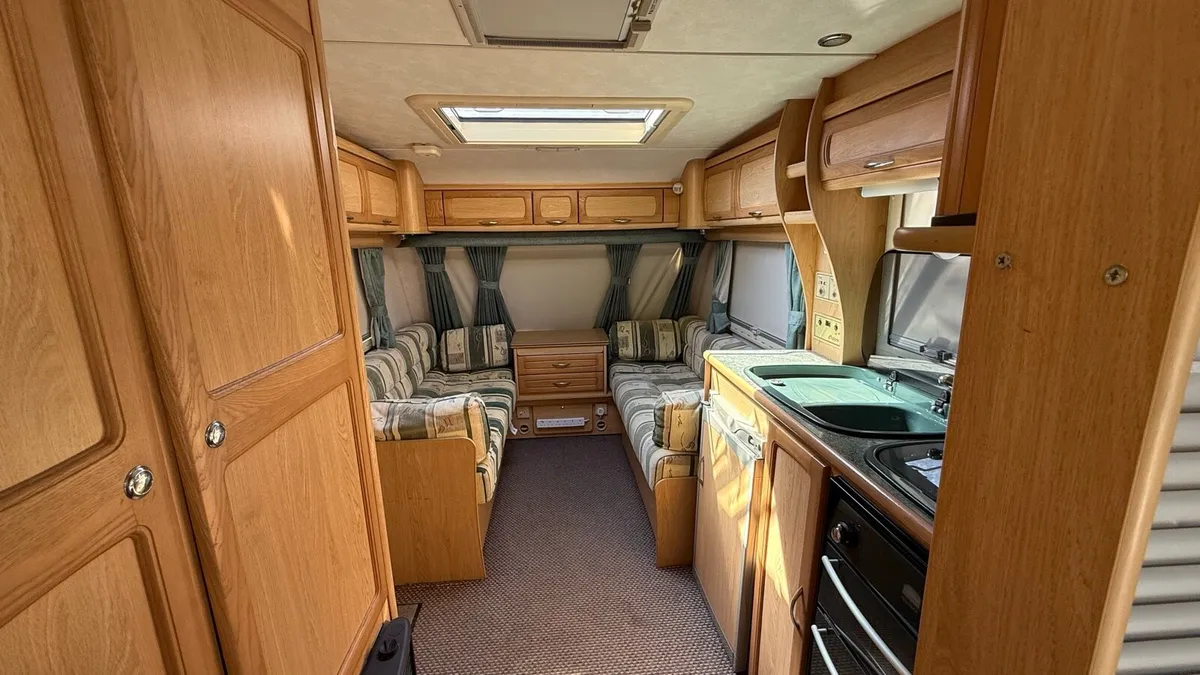 FANTASTIC FIX BED 4 BERTH ELDDIS ODYSSEY CARAVAN. - Image 1