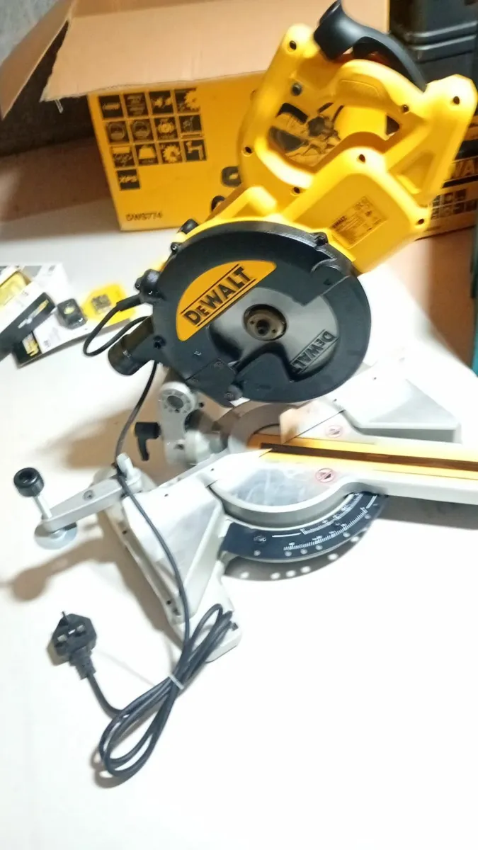 Dewalt tools - Image 3