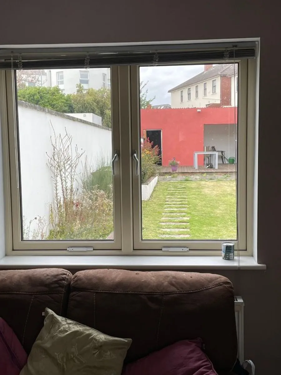 Two NorDan Windows - Image 4