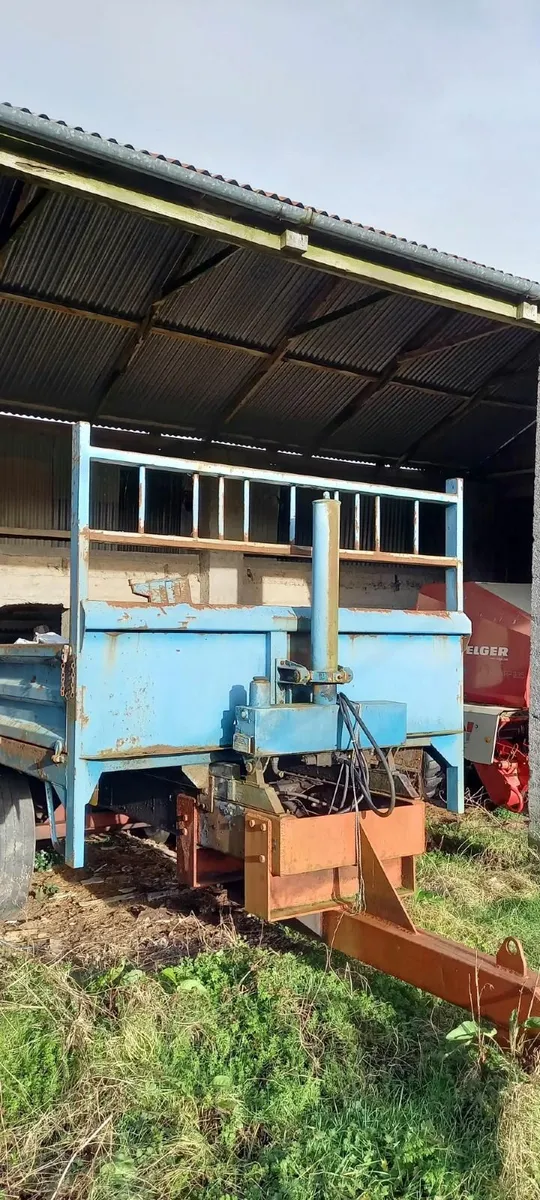 Trailer Tipper 16 ft by 8ft Steel with Dropsides - Image 1