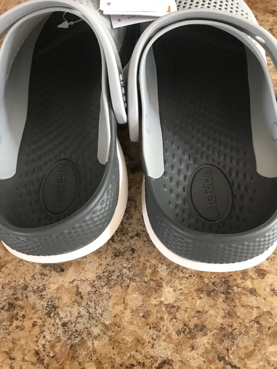 Crocs - Image 3