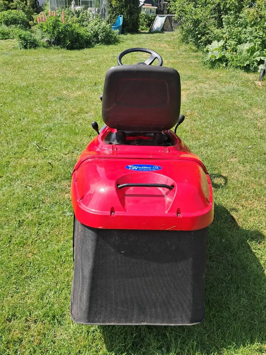 Ride On Lawnmower - Image 3