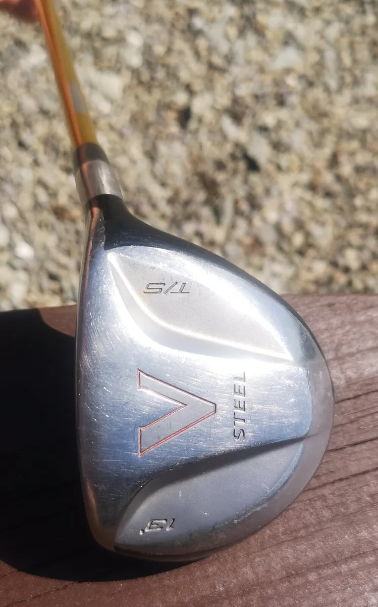 Taylormade V Steel Tour Spoon,13* 3wood Stiff - Image 1