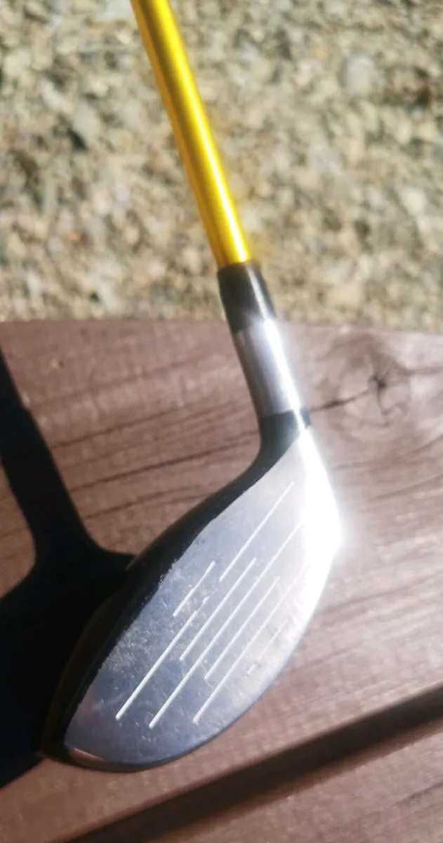 Taylormade V Steel Tour Spoon,13* 3wood Stiff - Image 2