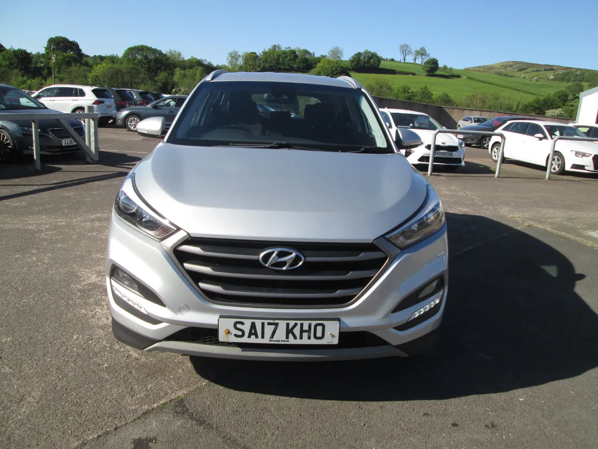 2017  HYUNDAI  TUCSON 1.7  CRDI  SE  NAV  5DR - Image 3