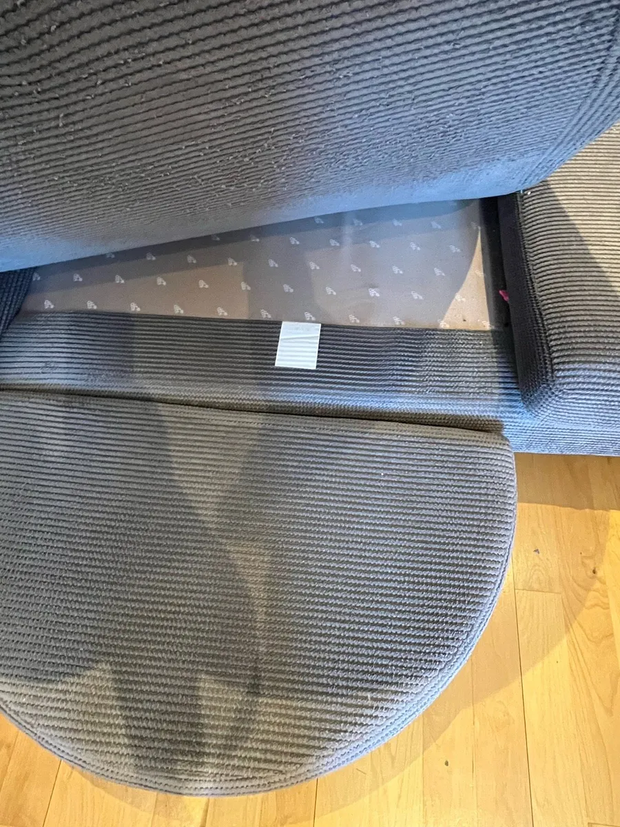 Grey DFS sofa - Image 4