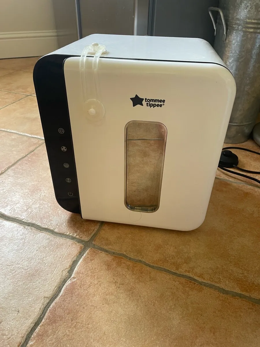 Tommee Tippee UV Steriliser - Image 1