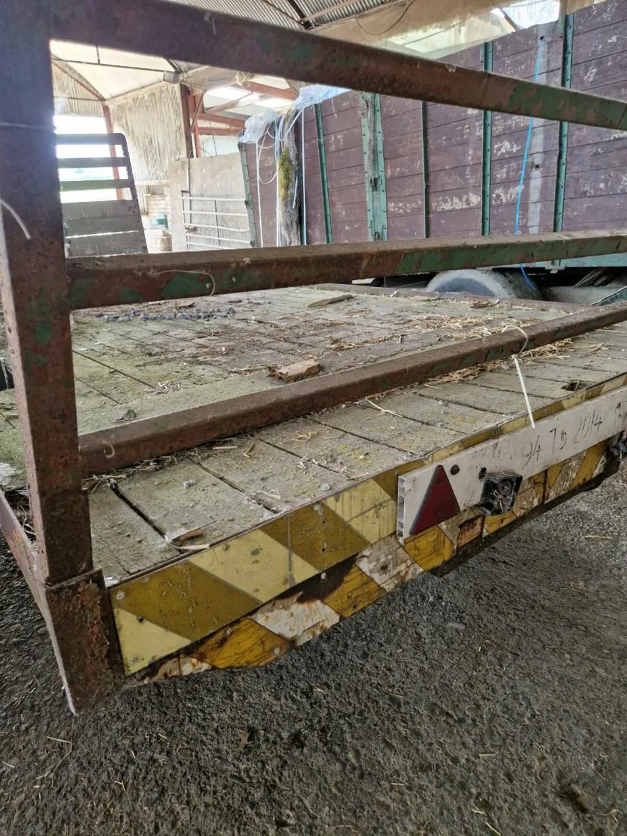 18 foot bale trailer - Image 4