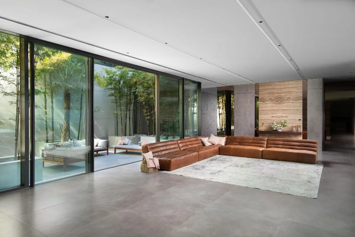 Lift and slide patio doors - Image 4